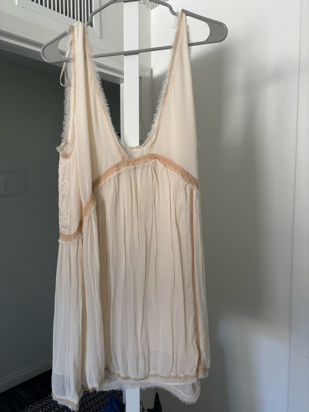 Zara Cream Lace-Embroidered Mini Dress - Picture 3 of 3